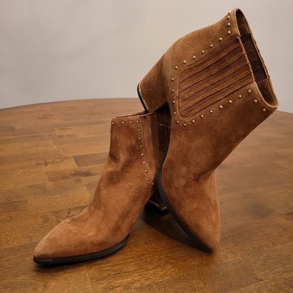 Michael Kors Gemma Ankle Boot - Picture 2 of 7